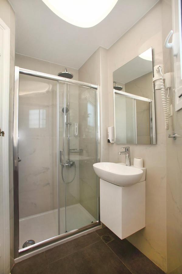 Studios Vasilis Agia Marina Extérieur photo