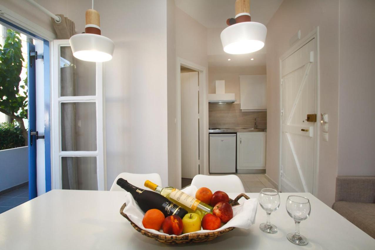 Studios Vasilis Agia Marina Extérieur photo