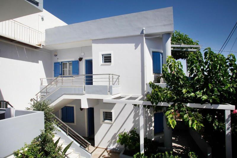 Studios Vasilis Agia Marina Extérieur photo