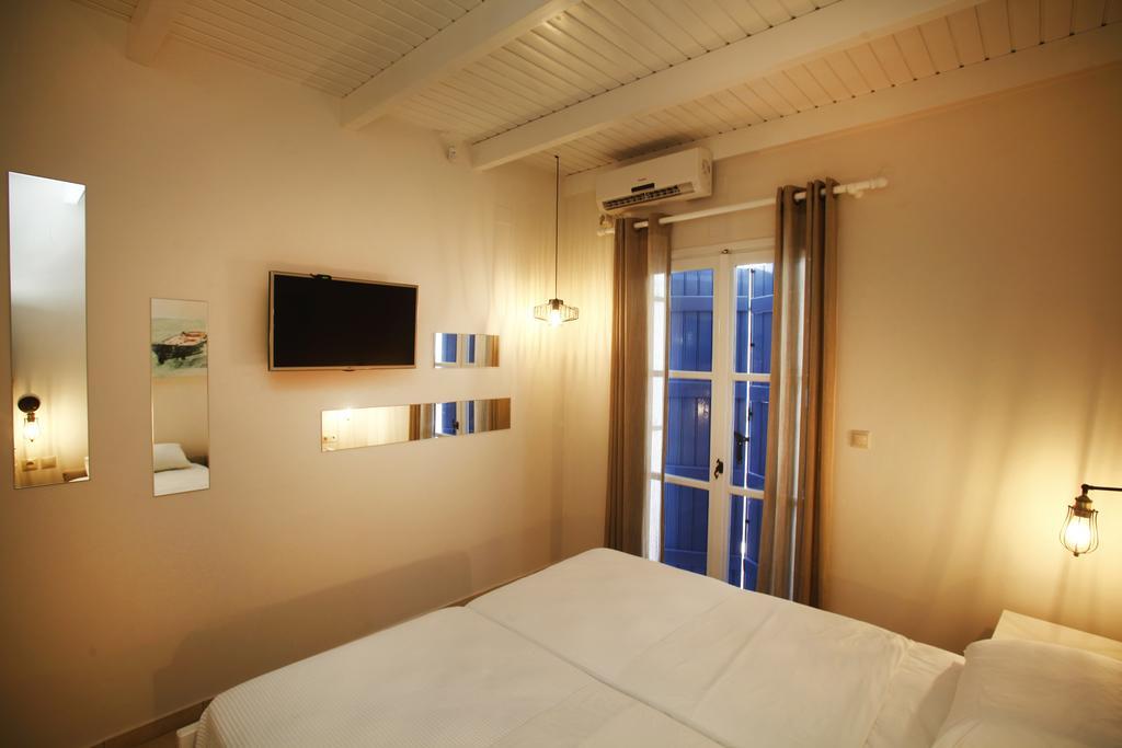 Studios Vasilis Agia Marina Extérieur photo